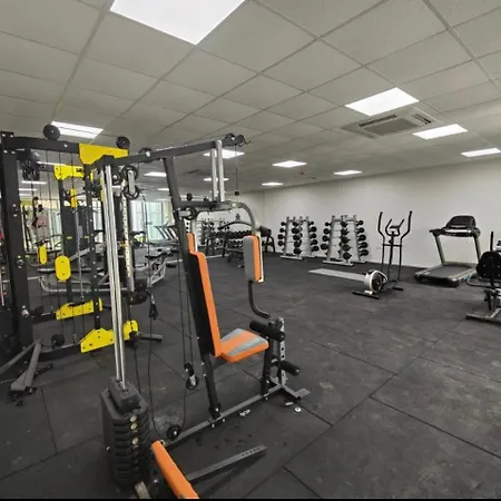 Spacious Three Bed Apartment