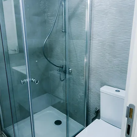 Spacious Three Bed *