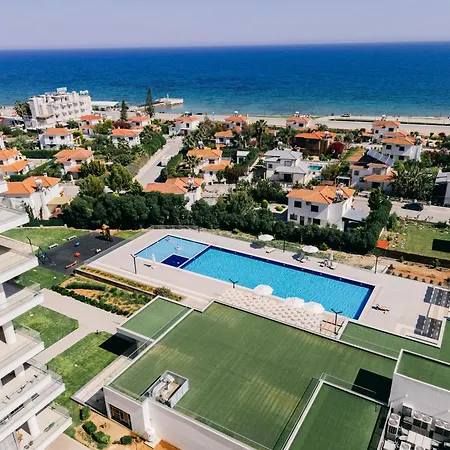 Apartamento Spacious Three Bed Trikomo